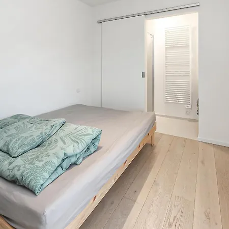2 Bedroom Cozy In אוסטנדה