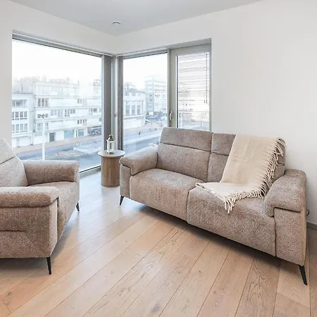 Apartment 2 Bedroom Cozy In