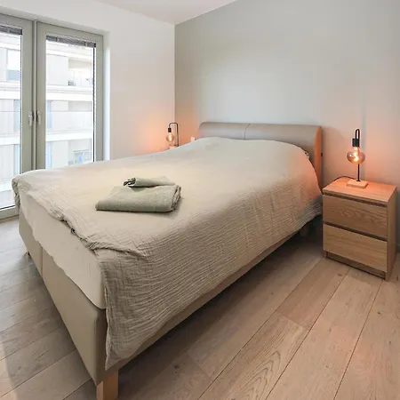 Apartment 2 Bedroom Cozy In *