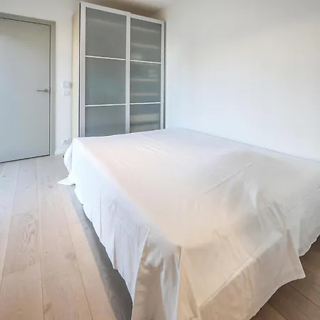 2 Bedroom Cozy In
