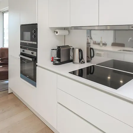 2 Bedroom Cozy In
